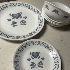 Corelle blue hearts